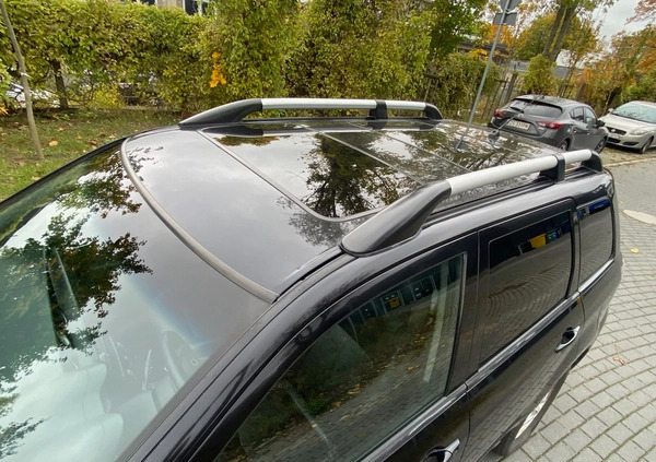 Mitsubishi Outlander cena 5900 przebieg: 360000, rok produkcji 2003 z Szczecin małe 466